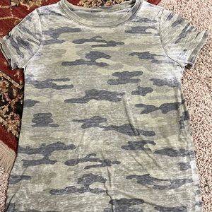 Women's Camo Top
